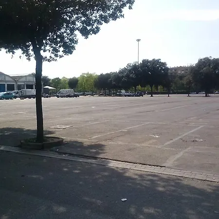 Bnbetter - Teddy, Near The Train Station To Florence アパート *